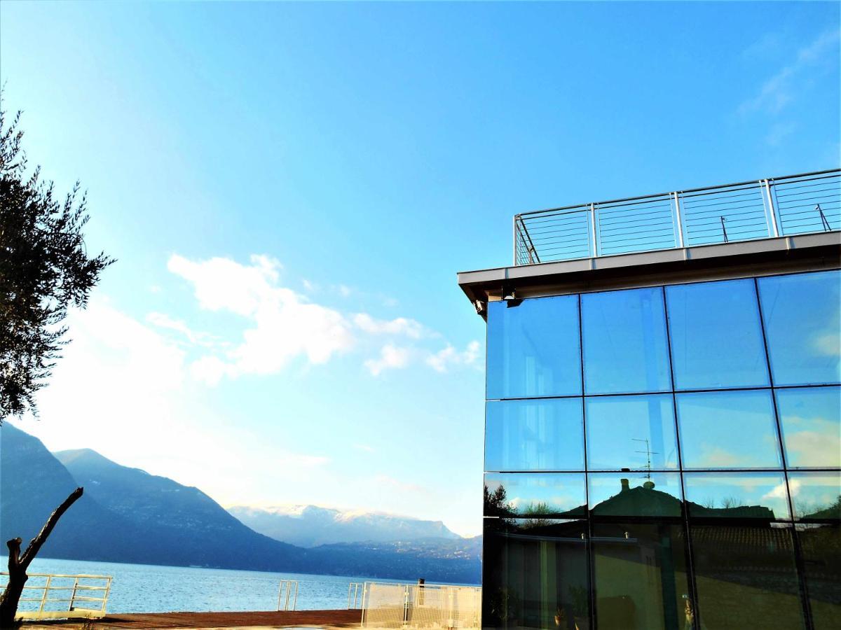 Direttamente Al Lago Apartments Мароне Экстерьер фото
