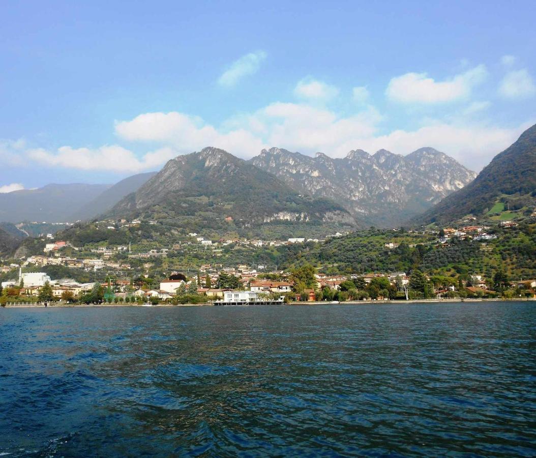 Direttamente Al Lago Apartments Мароне Экстерьер фото